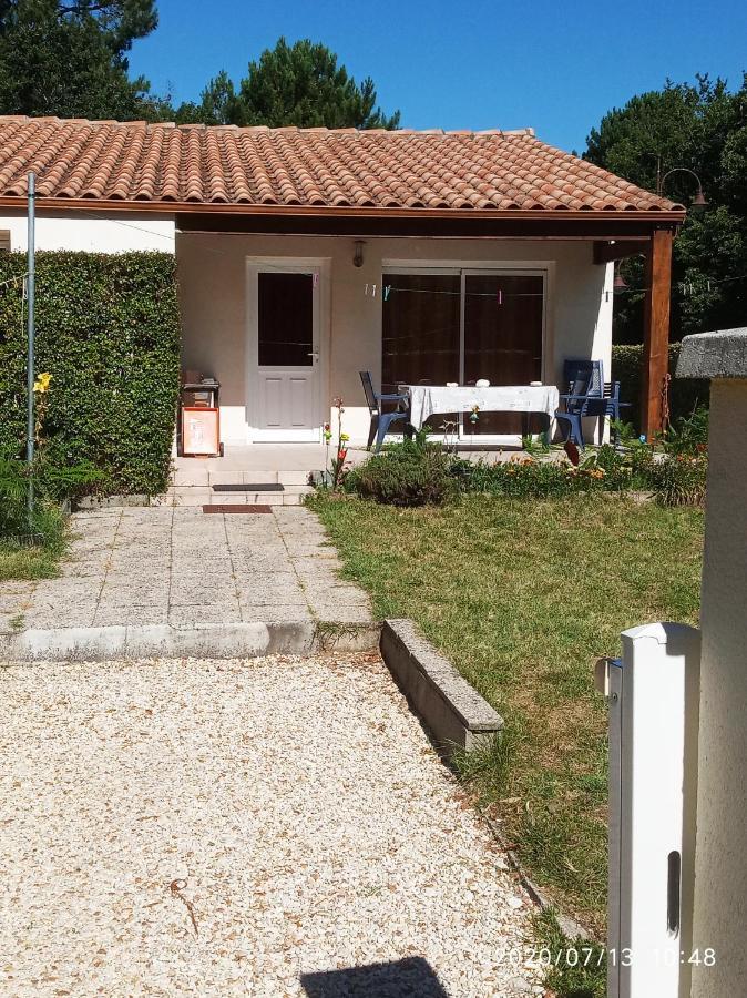 Maison Les Mathes Buitenkant foto